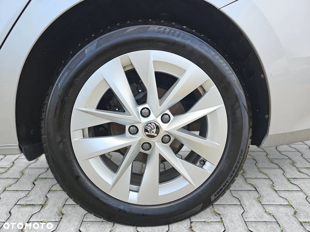 Skoda Octavia 2.0 TDI Ambition - 14