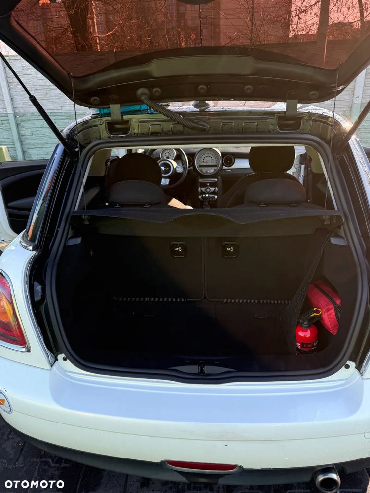 MINI Cooper Standard - 28