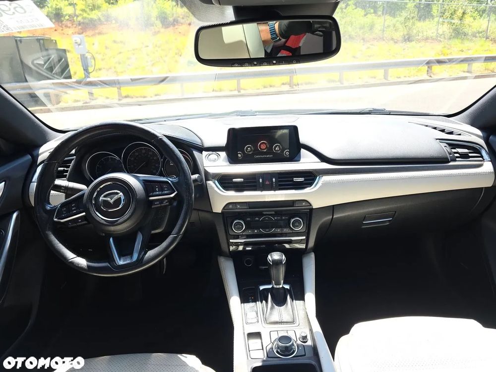 Mazda 6 - 10