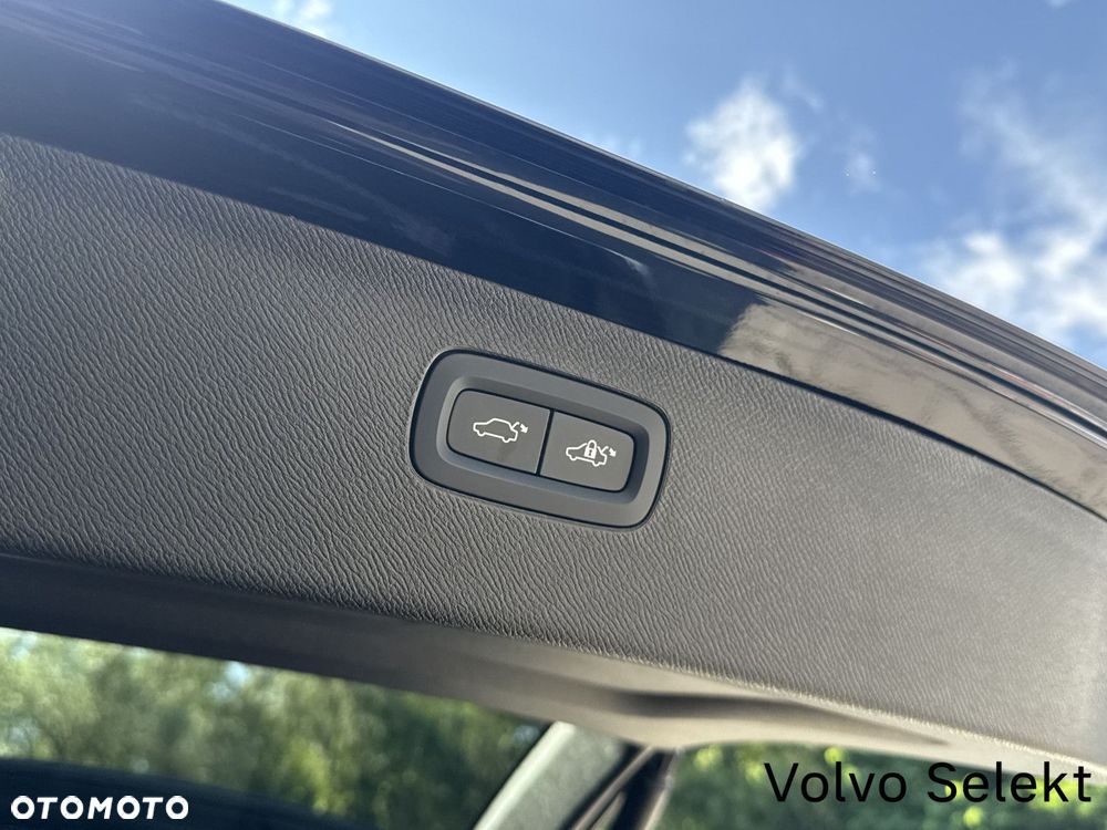 Volvo XC 90 - 18