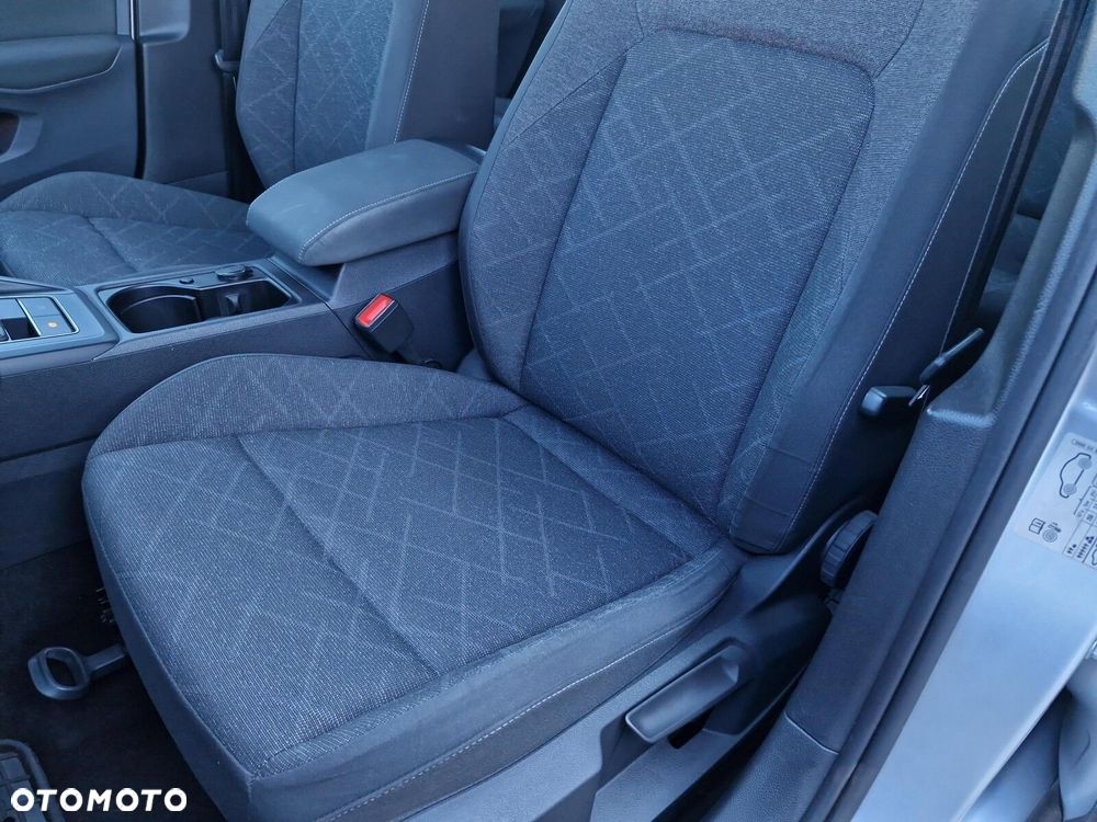 Volkswagen Golf - 12