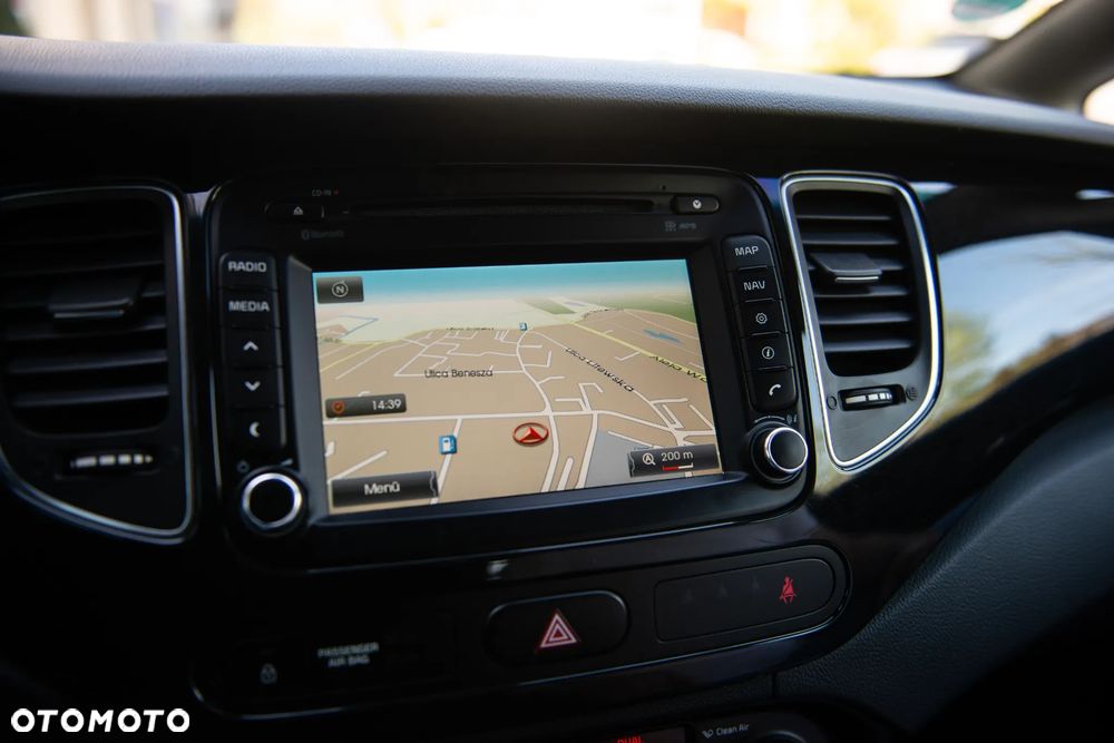 Kia Carens 1.7 CRDi Vision - 30