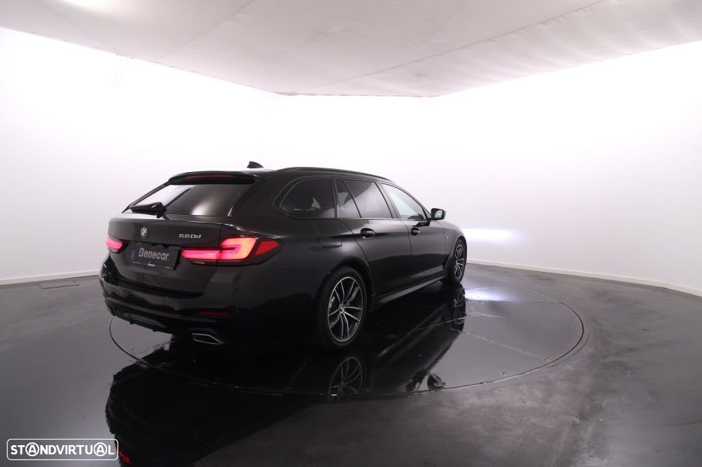 BMW 520 d Pack Desportivo M Auto - 7
