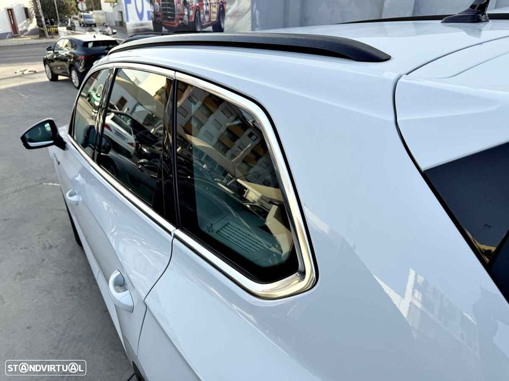 VW Touareg 3.0 TDI V6 Elegance Plus - 51