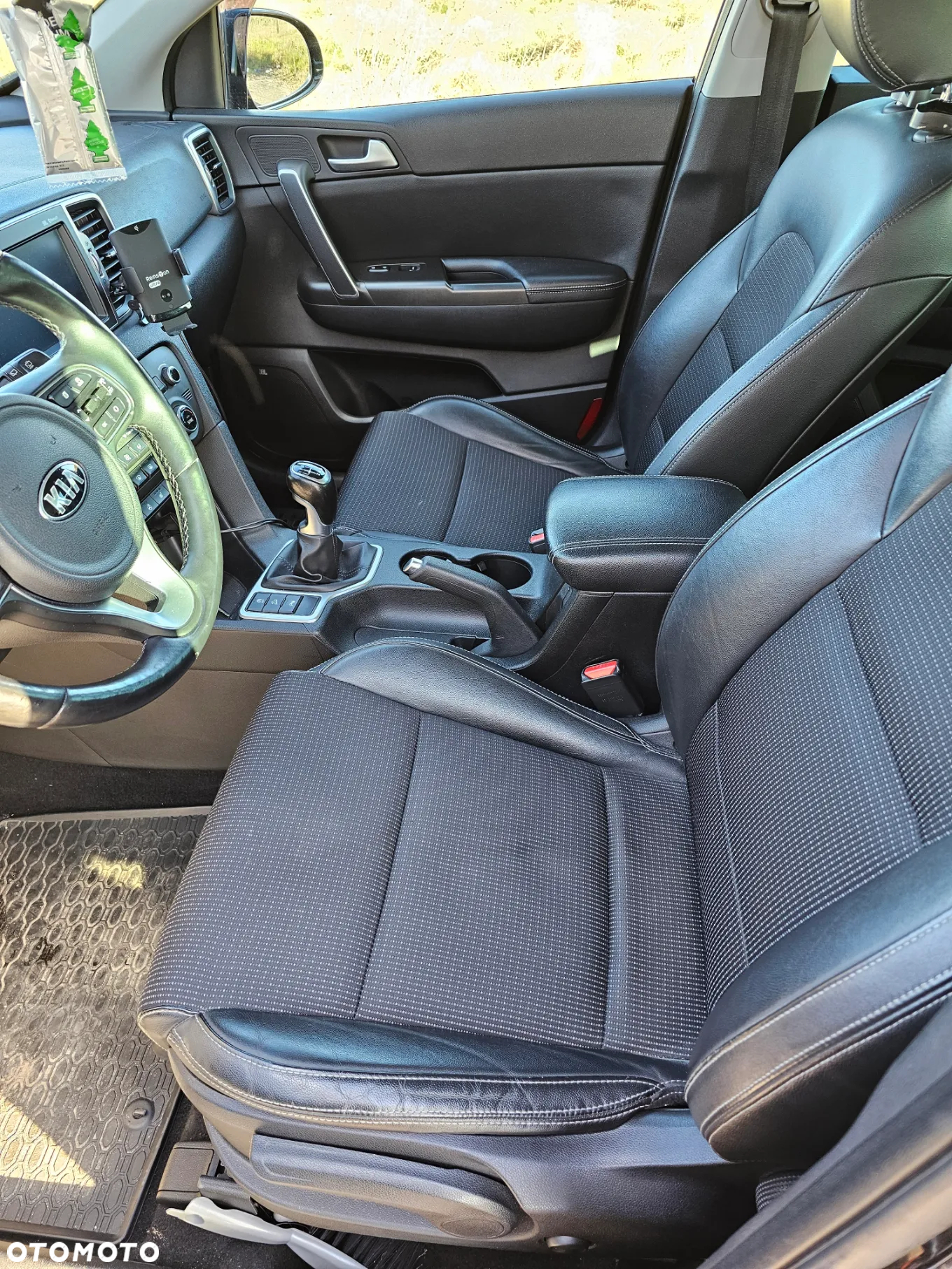 Kia Sportage 1.7 CRDI 2WD Spirit - 23
