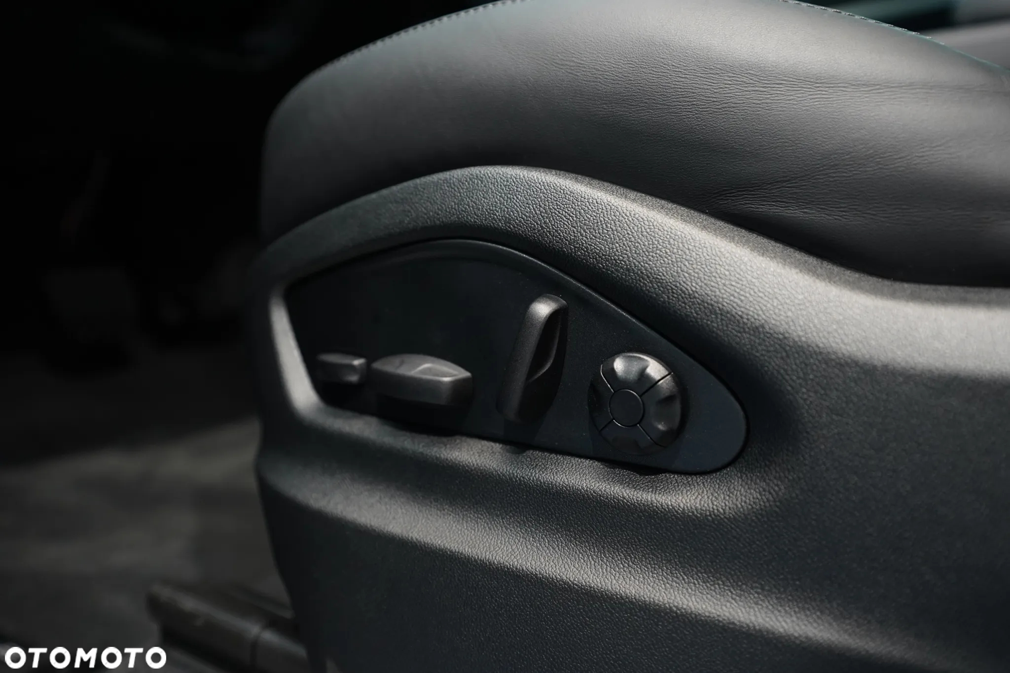 Porsche Cayenne E-Hybrid PHEV - 28