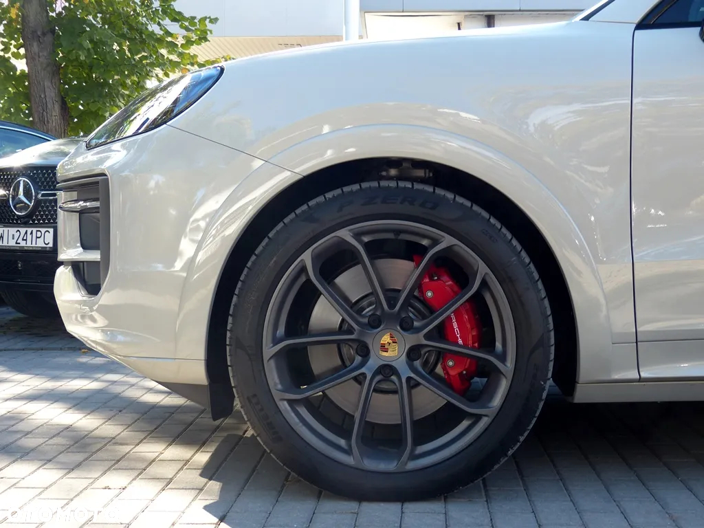 Porsche Cayenne Coupe S - 9
