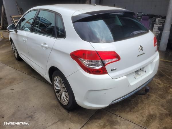 Gancho De Reboque Citroën C4 Ii (B7) - 2