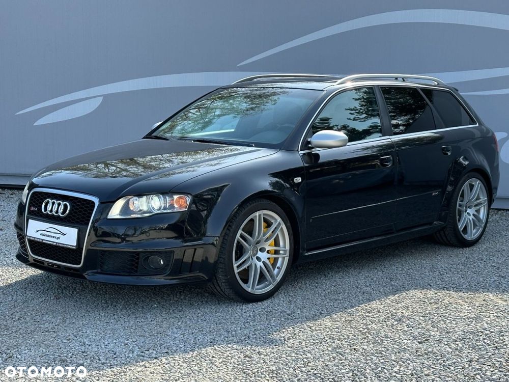 Audi RS4 Avant Avant - 11