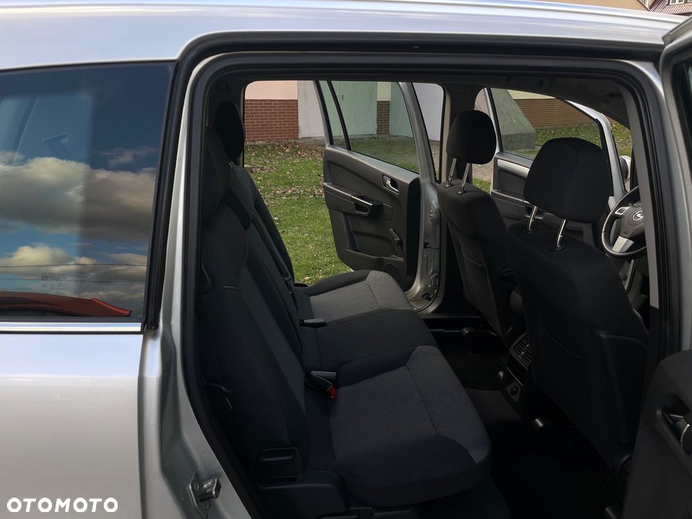 Opel Zafira 1.8 Elegance - 12