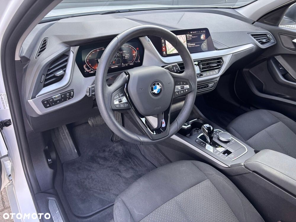 BMW Seria 1 - 12