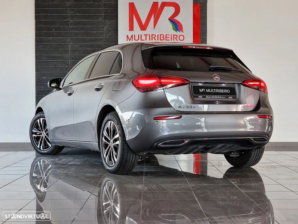 Mercedes-Benz A 250 e - 7