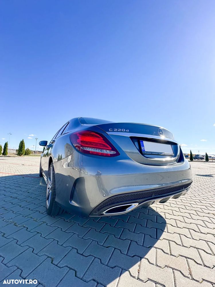 Mercedes-Benz C 220 d 4MATIC Aut. - 13