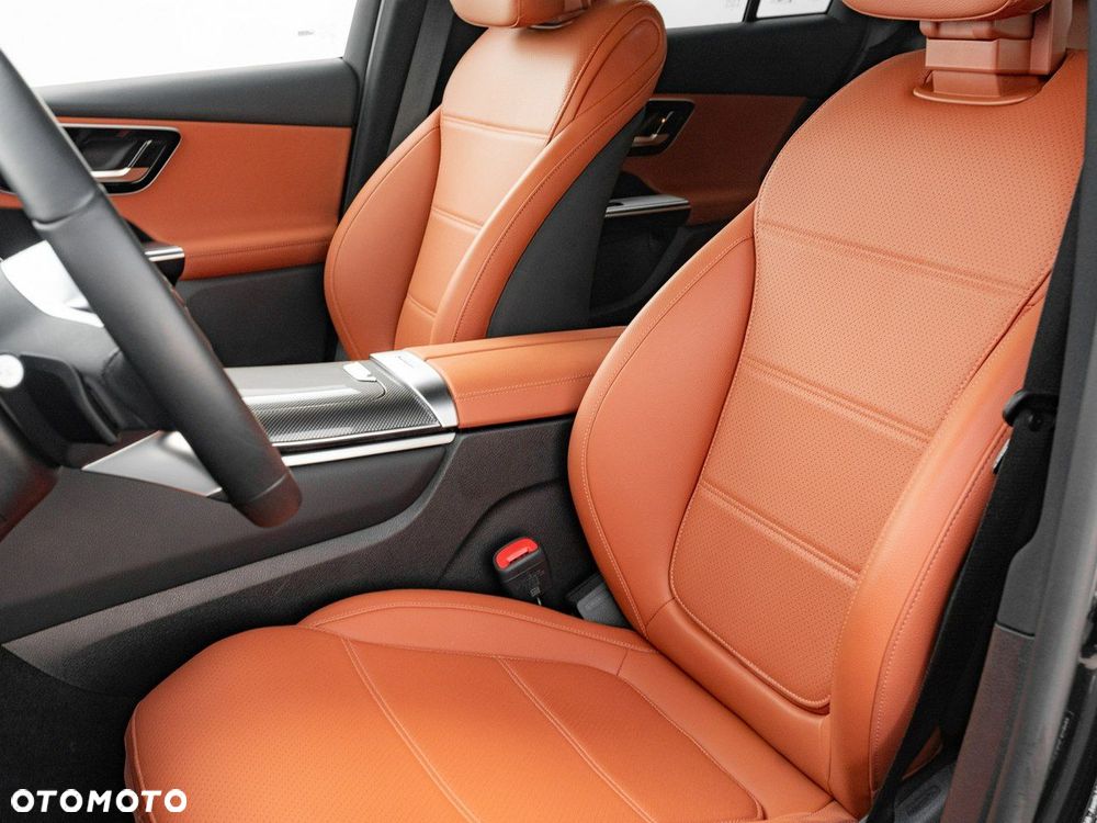 Mercedes-Benz GLC - 14