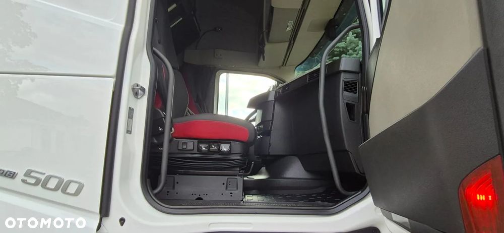 Volvo VOLVO///FH///500///GLOBETROTTER/ XXL///2018///NOWE OPONY/// ZABUDOWY MIĘDZYOSIOWE/// WYŚWIETLACZ OBCIĄŻENIA/// STANDARD/STAN BARDZO DOBRY - 18