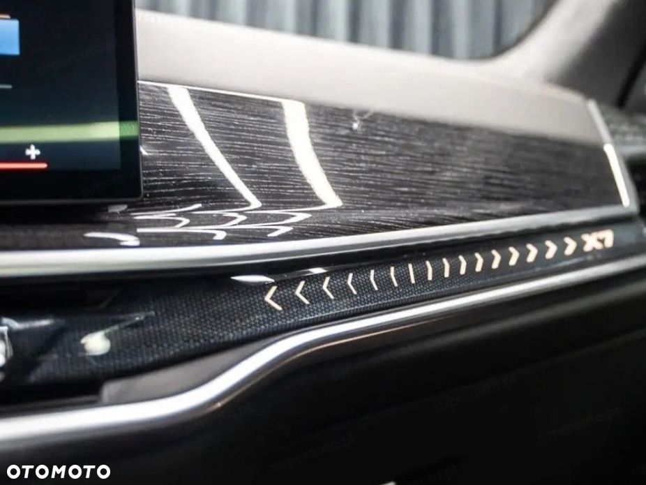 BMW X7 - 9