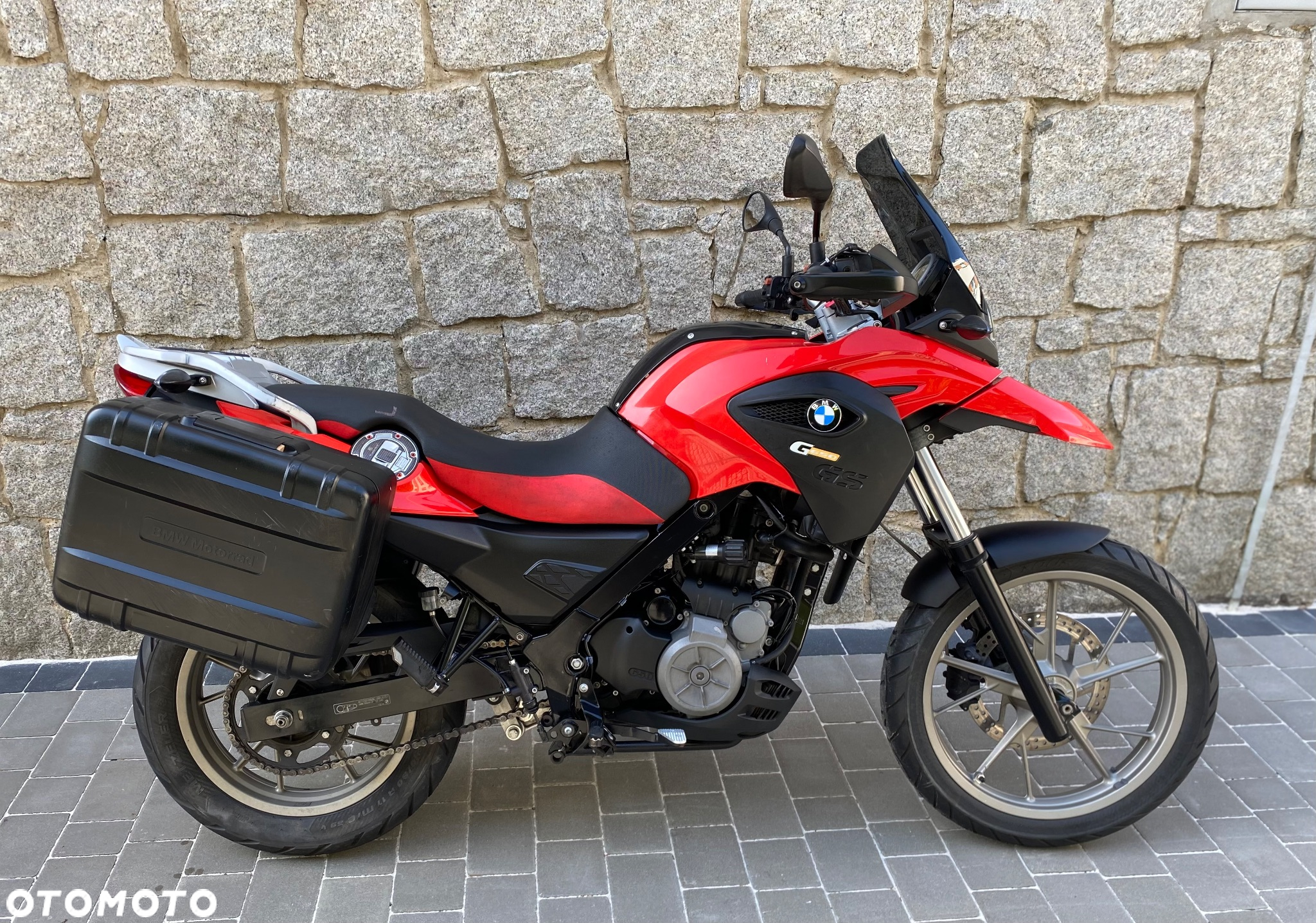 BMW F - 2