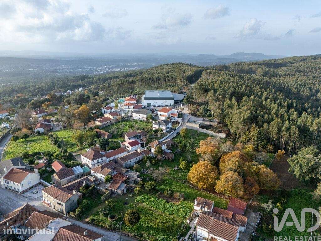 Casa de Campo T4 em Aguda de 180 m2 - Grande imagem: 3/39