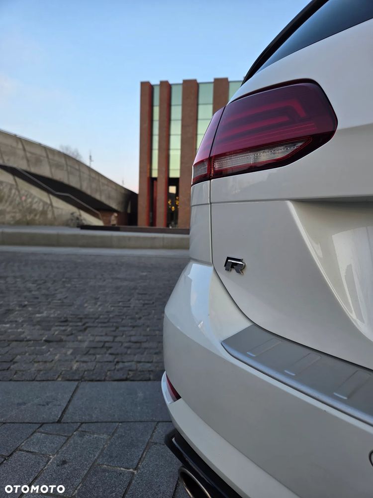 Volkswagen Golf 2.0 TSI 4Mot R DSG - 33