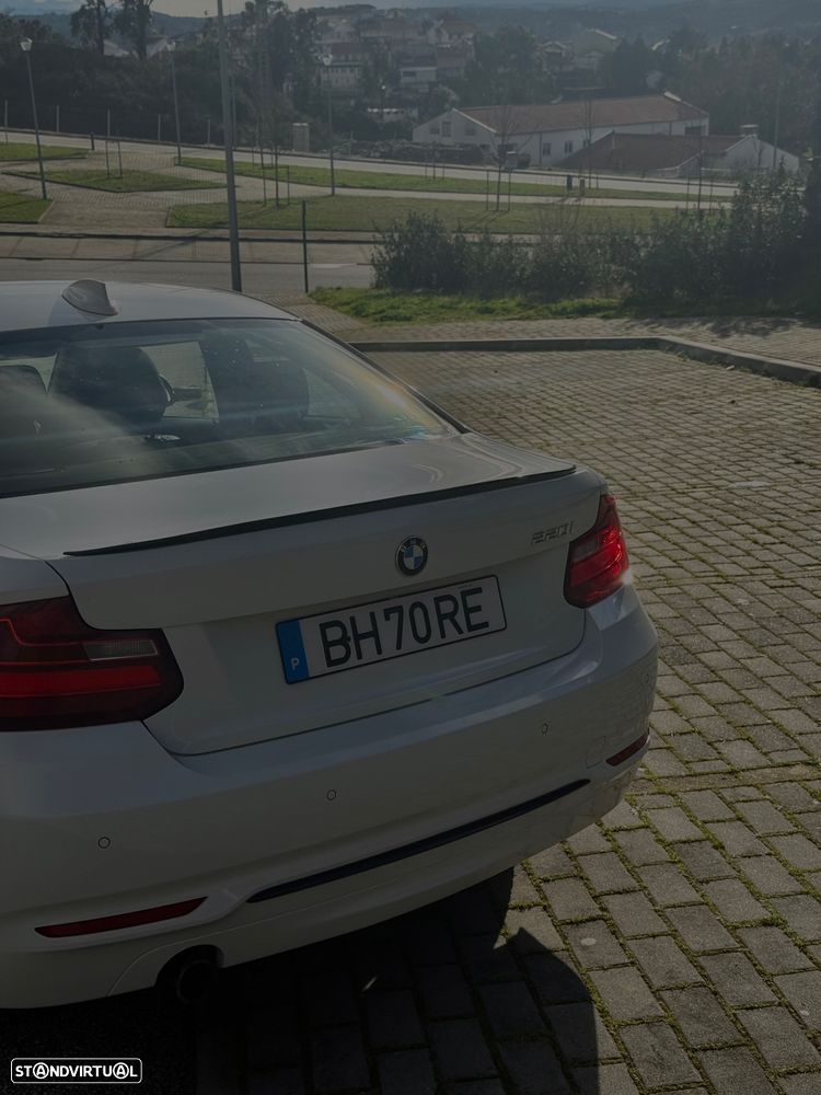 BMW 220 i Sport Line - 2