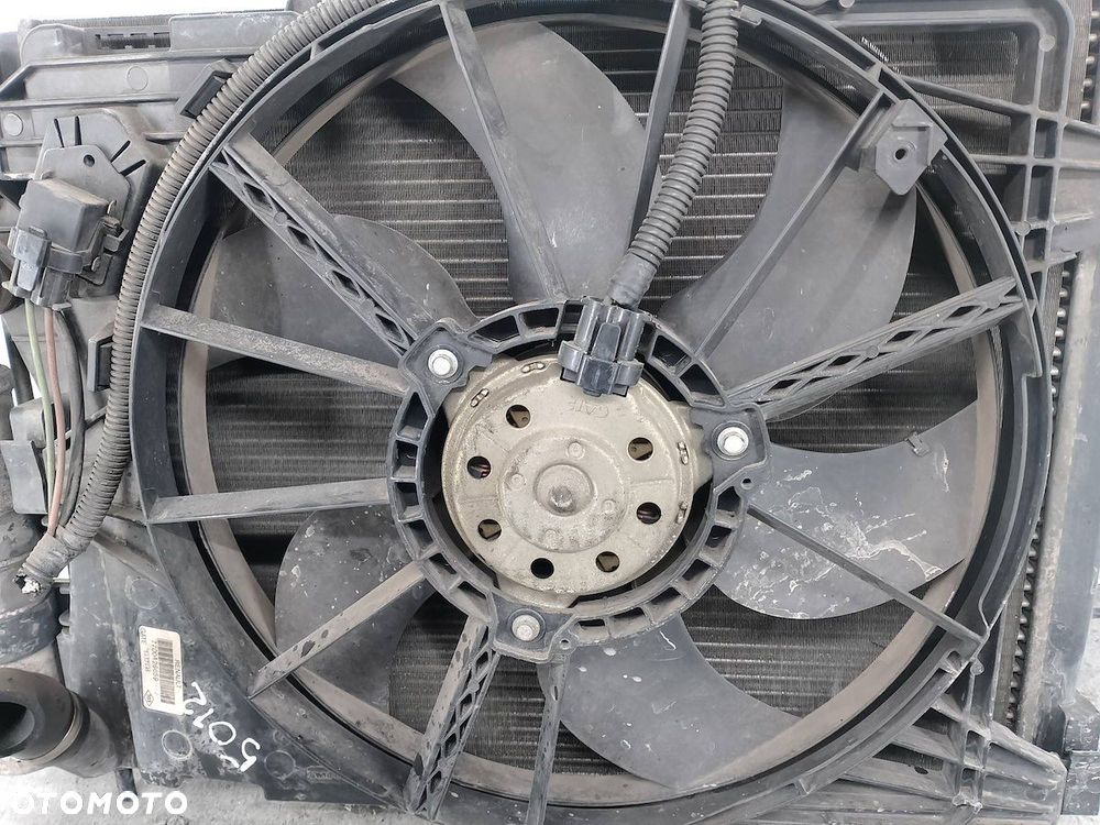 ZESTAW CHŁODNIC RENAULT CLIO II FL 7700428659-J 8200211563-C 9020938  VALEO - 6