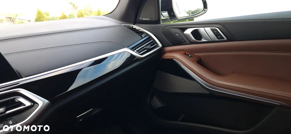 BMW X5 xDrive40d mHEV - 16