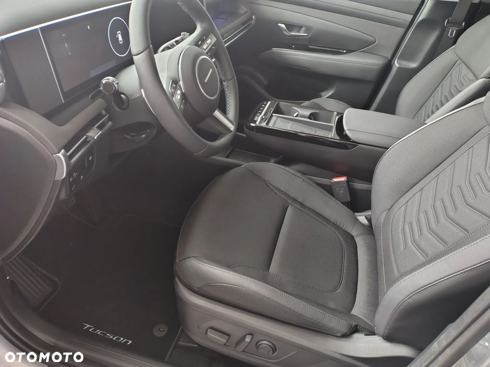 Hyundai Tucson 1.6 T-GDi Executive 2WD DCT - 10