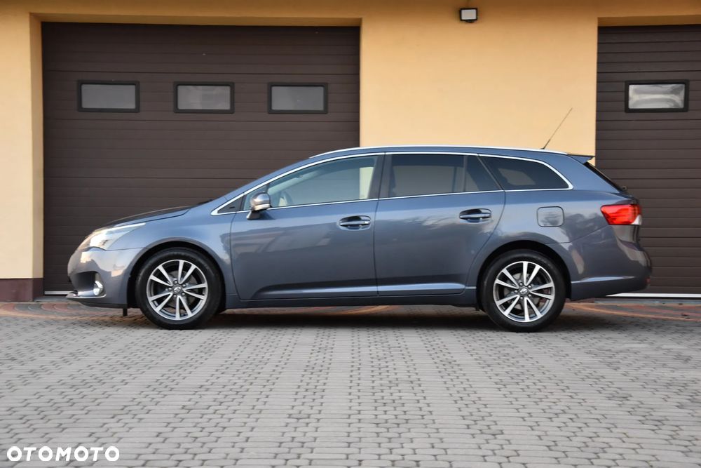 Toyota Avensis 1.8 Edition - 11