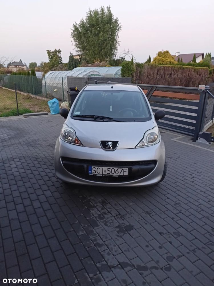 Peugeot 107 - 1