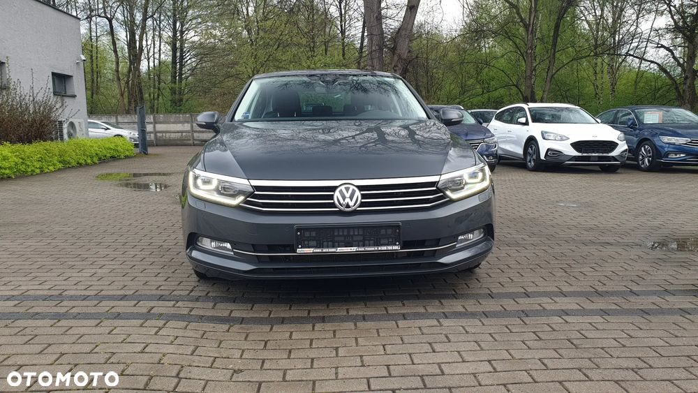 Volkswagen Passat 2.0 TDI BMT Comfortline - 8