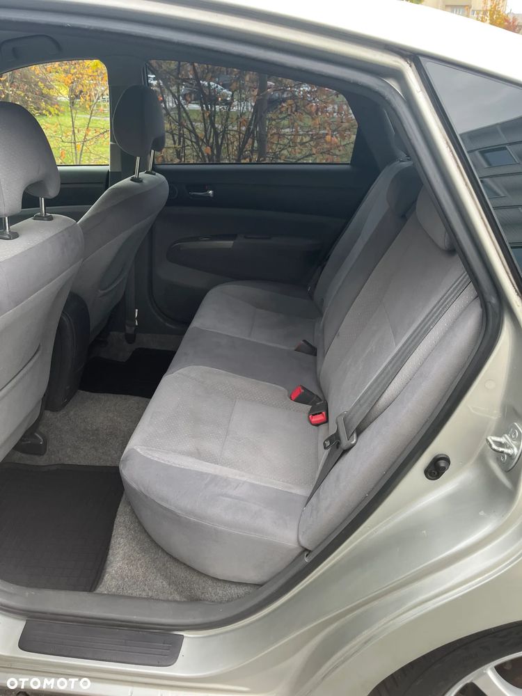 Toyota Prius 1.5 VVT-i Sol (nav) - 8