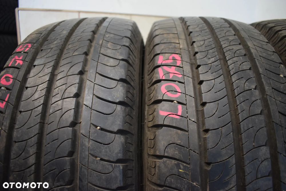 R16C 215/65 Goodyear Efficient Grip Cargo - 2