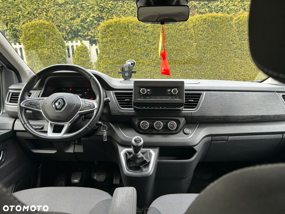 Renault Trafic 2.0 dCi - 17