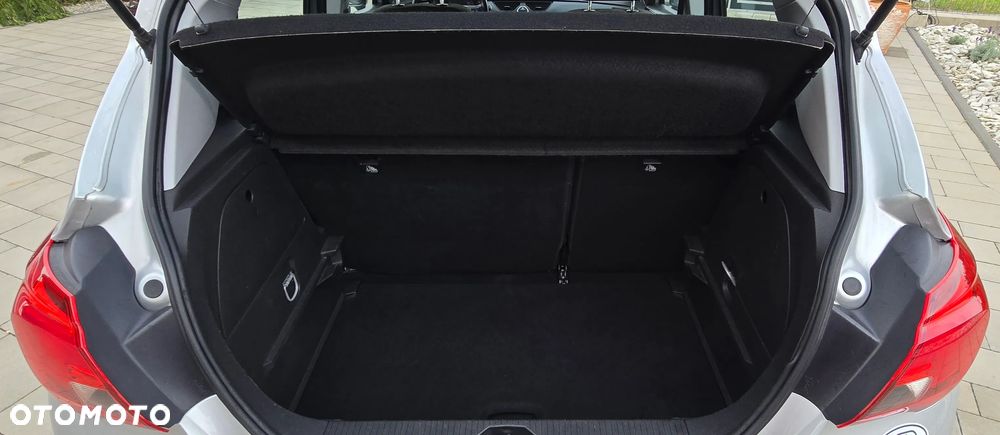 Opel Corsa 1.4 Cosmo - 28