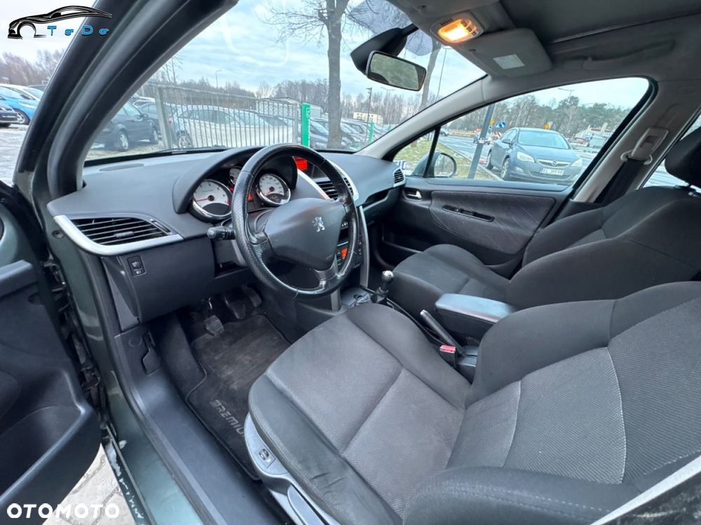 Peugeot 207 1.6 VTi Premium - 18