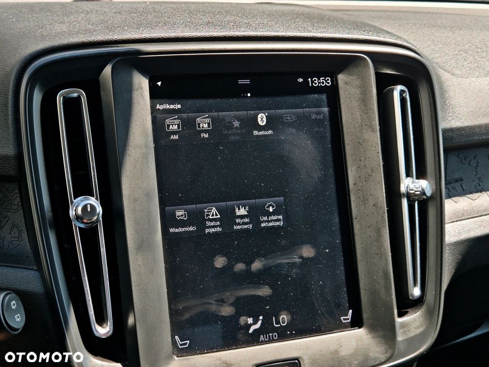 Volvo XC 40 D3 Momentum Pro - 32