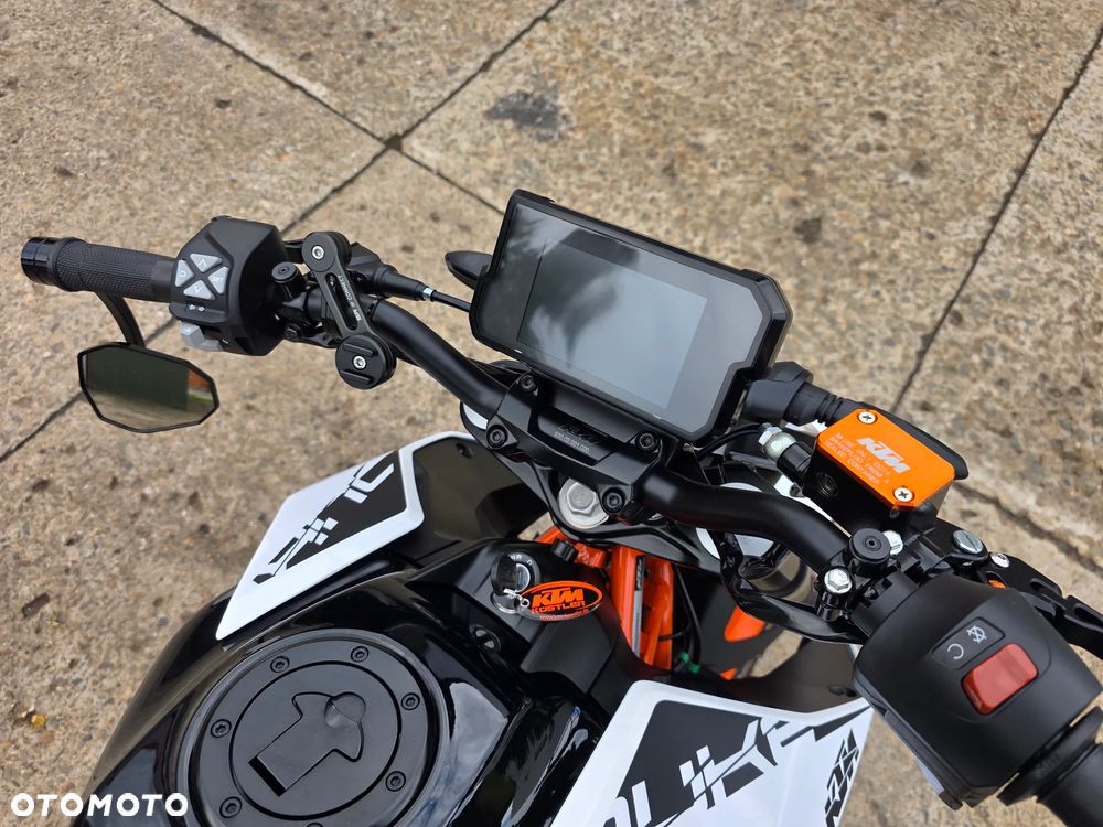 KTM Duke 390 - 17
