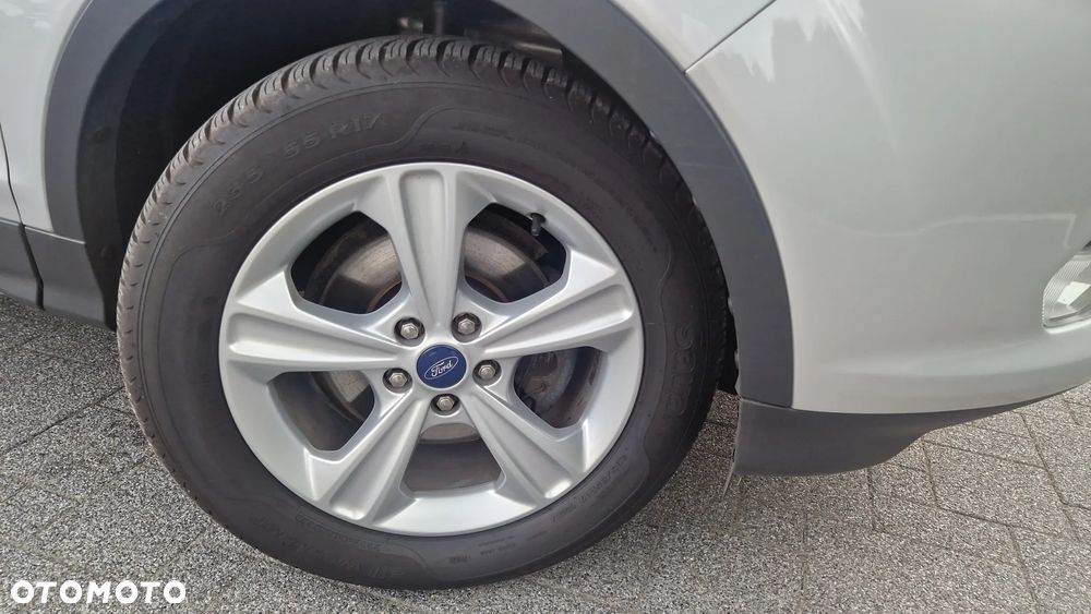 Ford Kuga 1.6 EcoBoost 2x4 Titanium - 30
