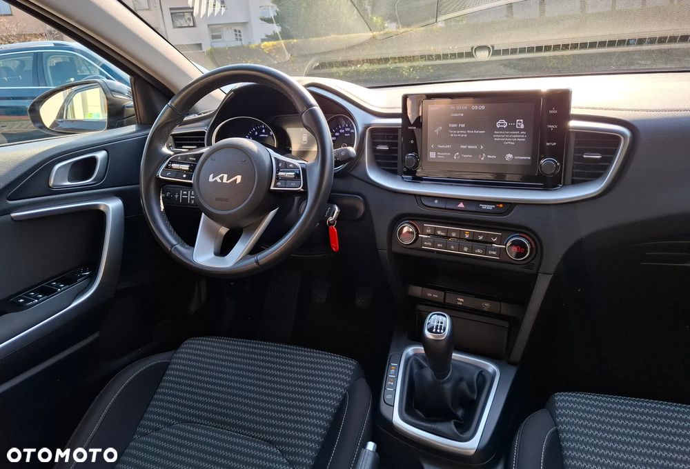 Kia Ceed 1.5 T-GDI M - 24