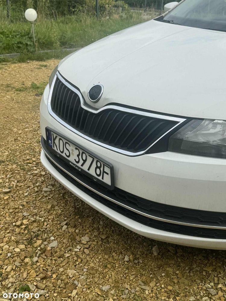 Skoda RAPID 1.2 TSI Active - 17