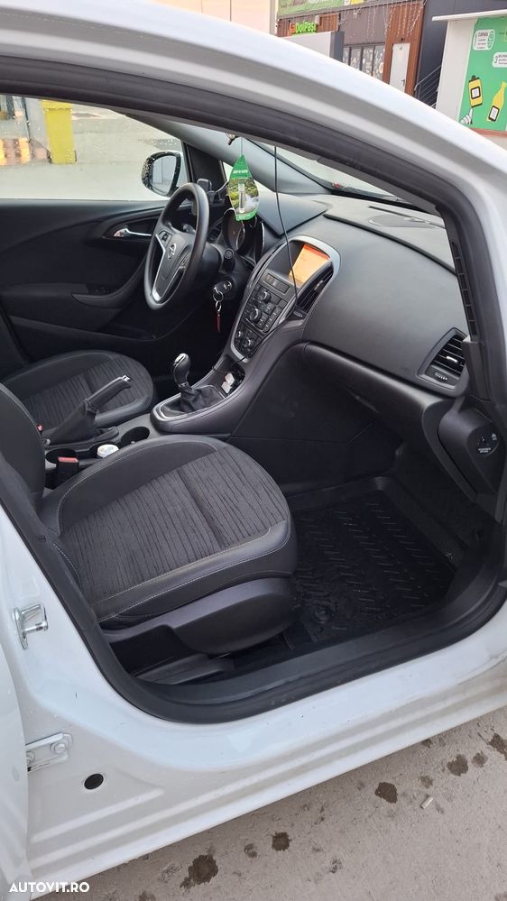 Opel Astra 1.4 Turbo ECOTEC Enjoy - 19