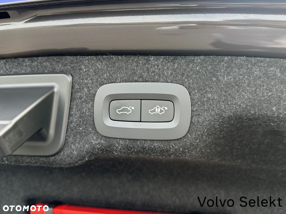 Volvo S90 - 36