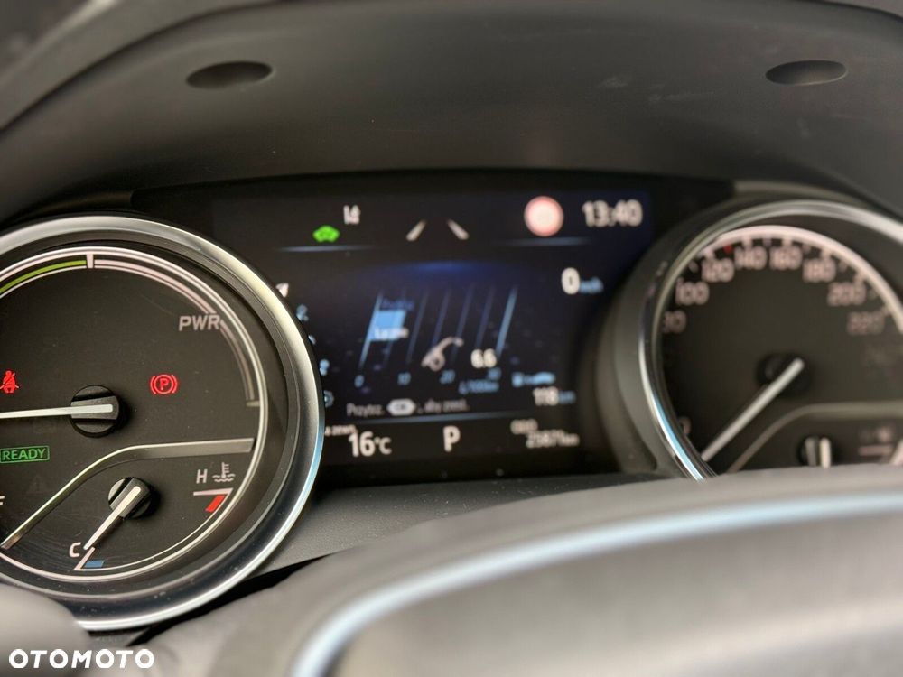 Toyota Camry 2.5 Hybrid Comfort CVT - 23