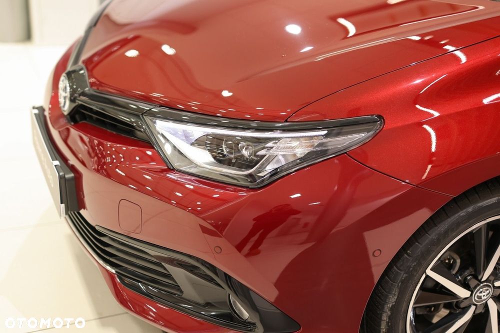 Toyota Auris - 33