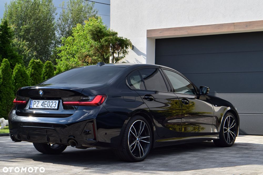 BMW Seria 3 320d xDrive M Sport sport - 35