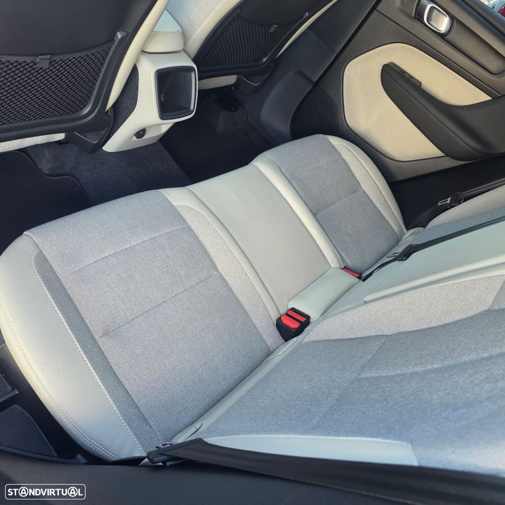 Volvo XC 40 1.5 T3 Momentum - 30