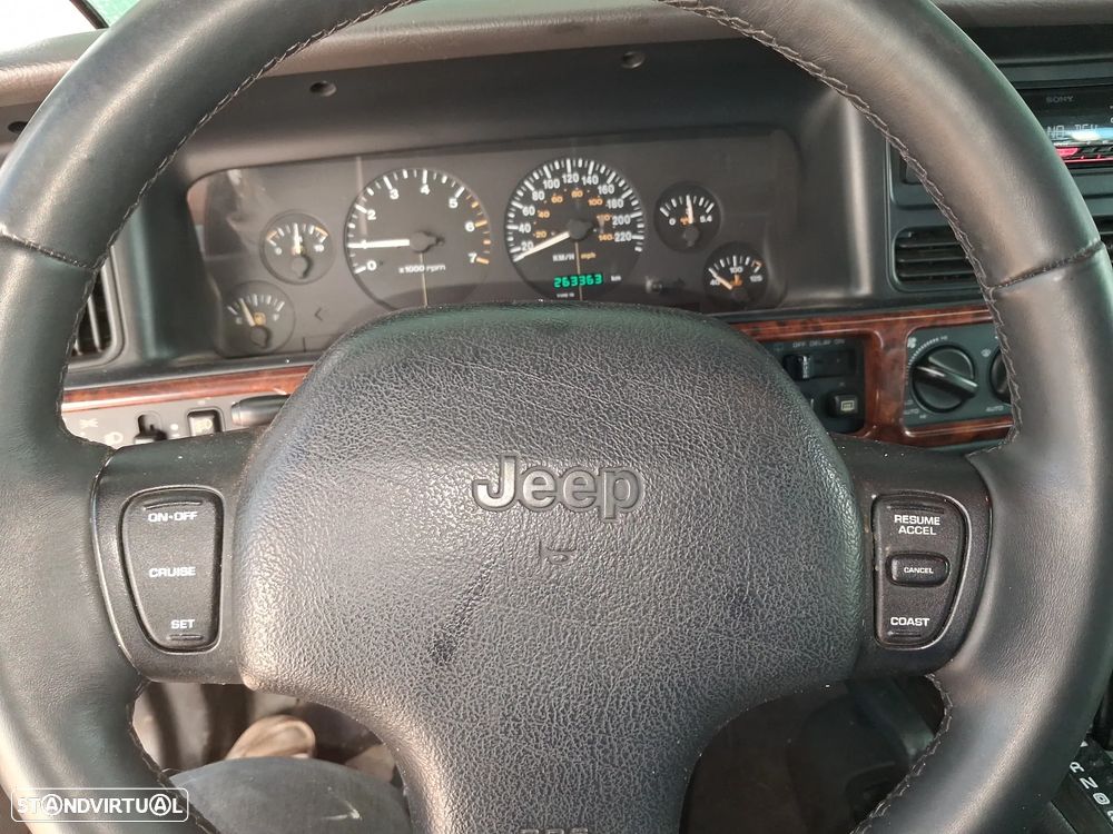 Jeep Grand Cherokee - 6