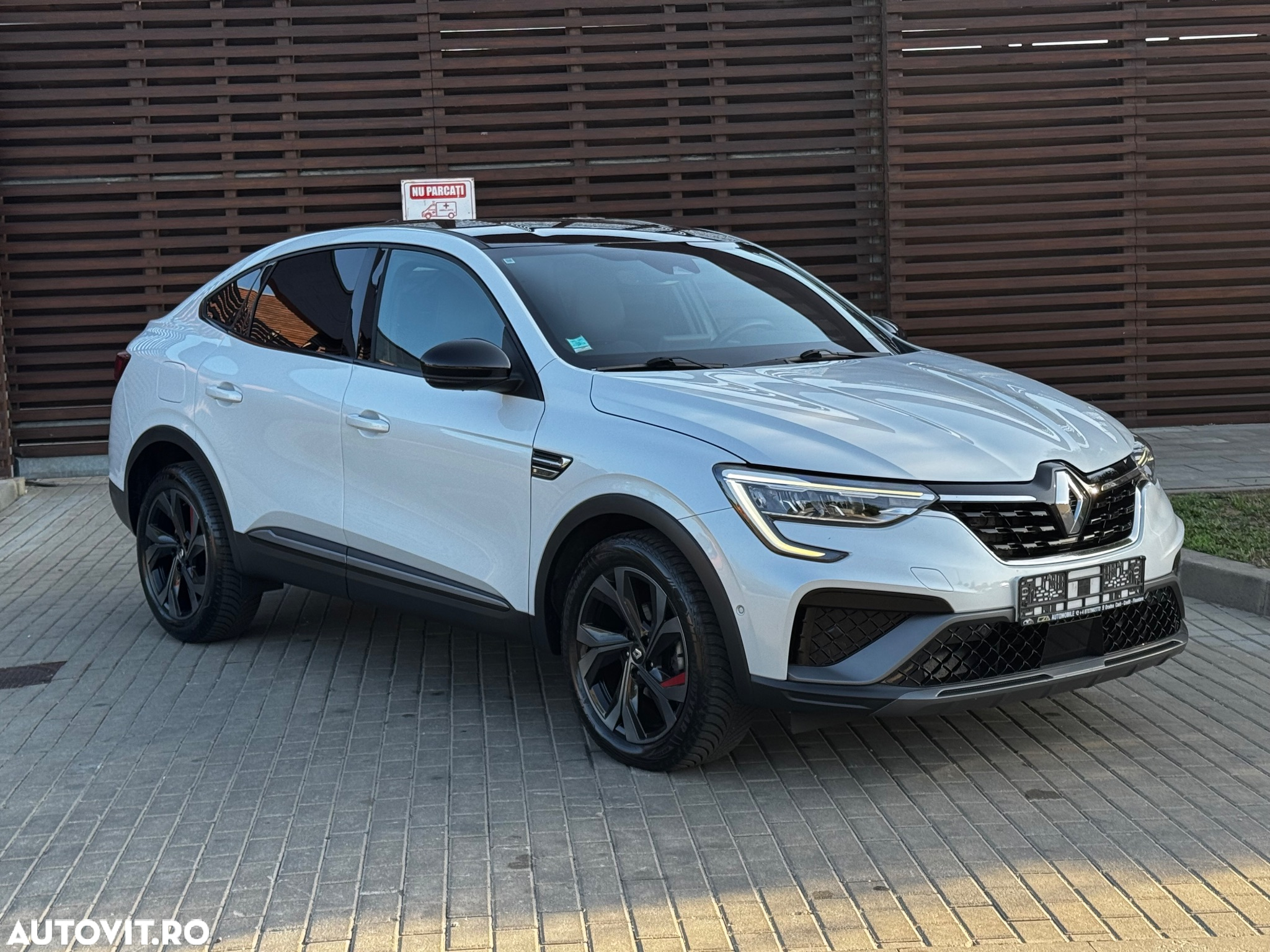 Renault Arkana TCe 140 EDC R.S. LINE - 10