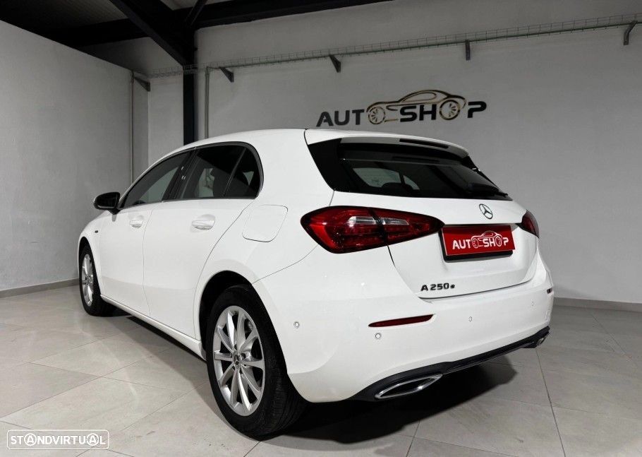Mercedes-Benz A 250 e Style Plus - 11