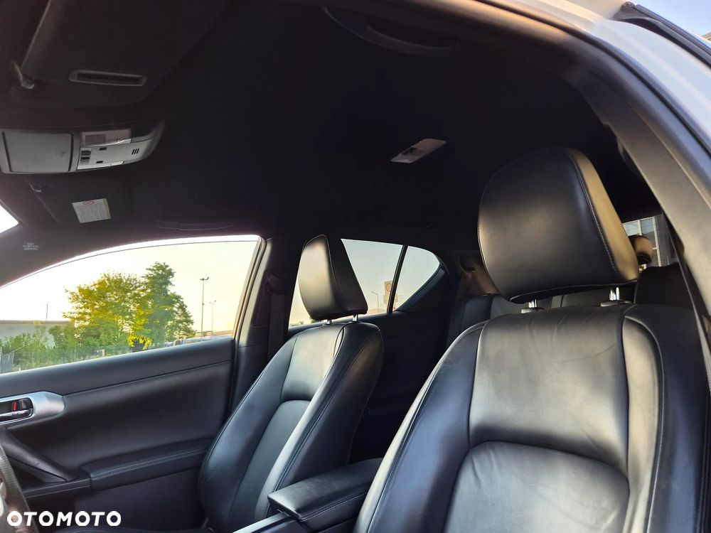 Lexus CT 200h F Sport - 12